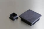 PVC Rohrstopfen schwarz,für Quadratrohr 25 x 25 x 1,5 - 2,0 mm (VE=100)