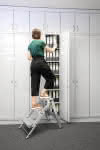 Alu-Klapptreppe,3 Stufen ohne Bügel,Höhe o. Stufe 0,64 m - Arbeitshöhe bis 2,70 m
