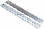 30 cm Stahllineal mit Korkrücken und Aufhängeloch, b